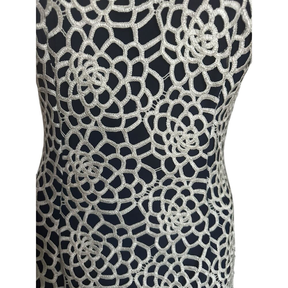 Ralph Lauren Navy & Ivory Crochet Lace Sheath Dress Sz-4 –Sleeveless Knee-Length - Picture 6 of 7